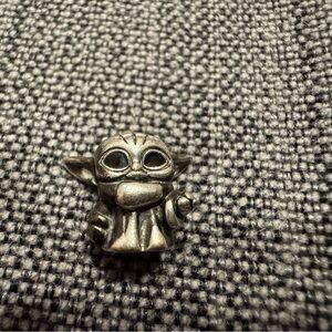 Pandora Star Wars mandolorian baby yoda grogu bead